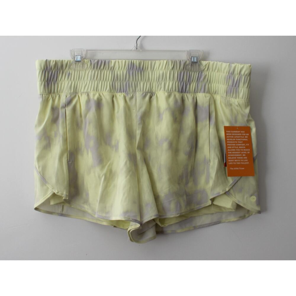 Avia Womens Bike Liner Short Yellow Mist Size XL NWT
